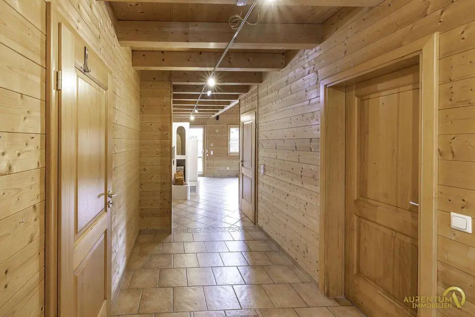 5 Zimmer Haus mit 192 m² in Landshut – Bild 4