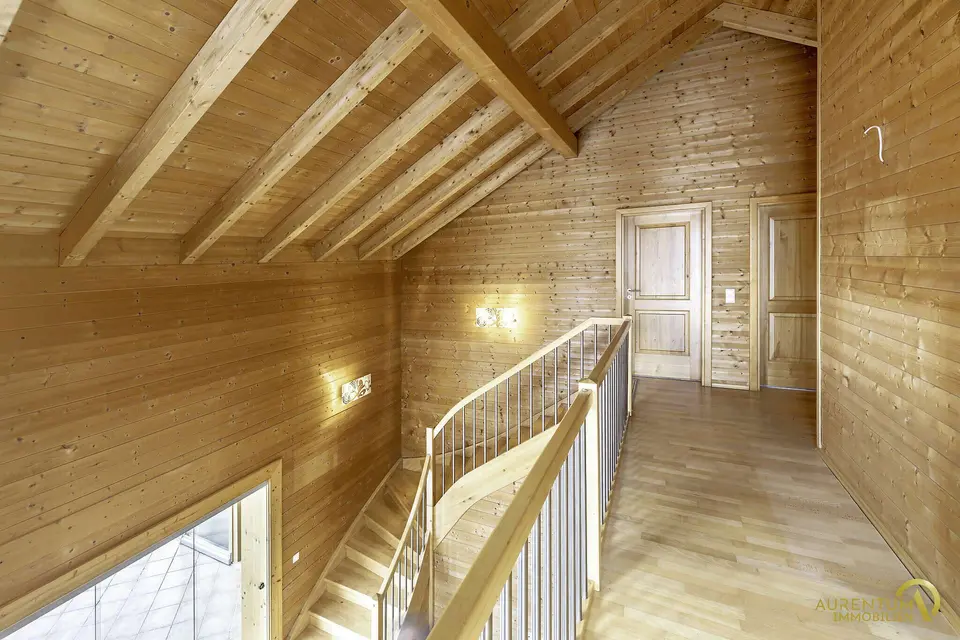 5 Zimmer Haus mit 192 m² in Landshut – Bild 8