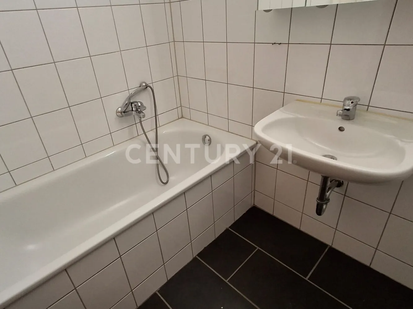 2 Zimmer Wohnung mit 55 m² in Gera – Bild 3