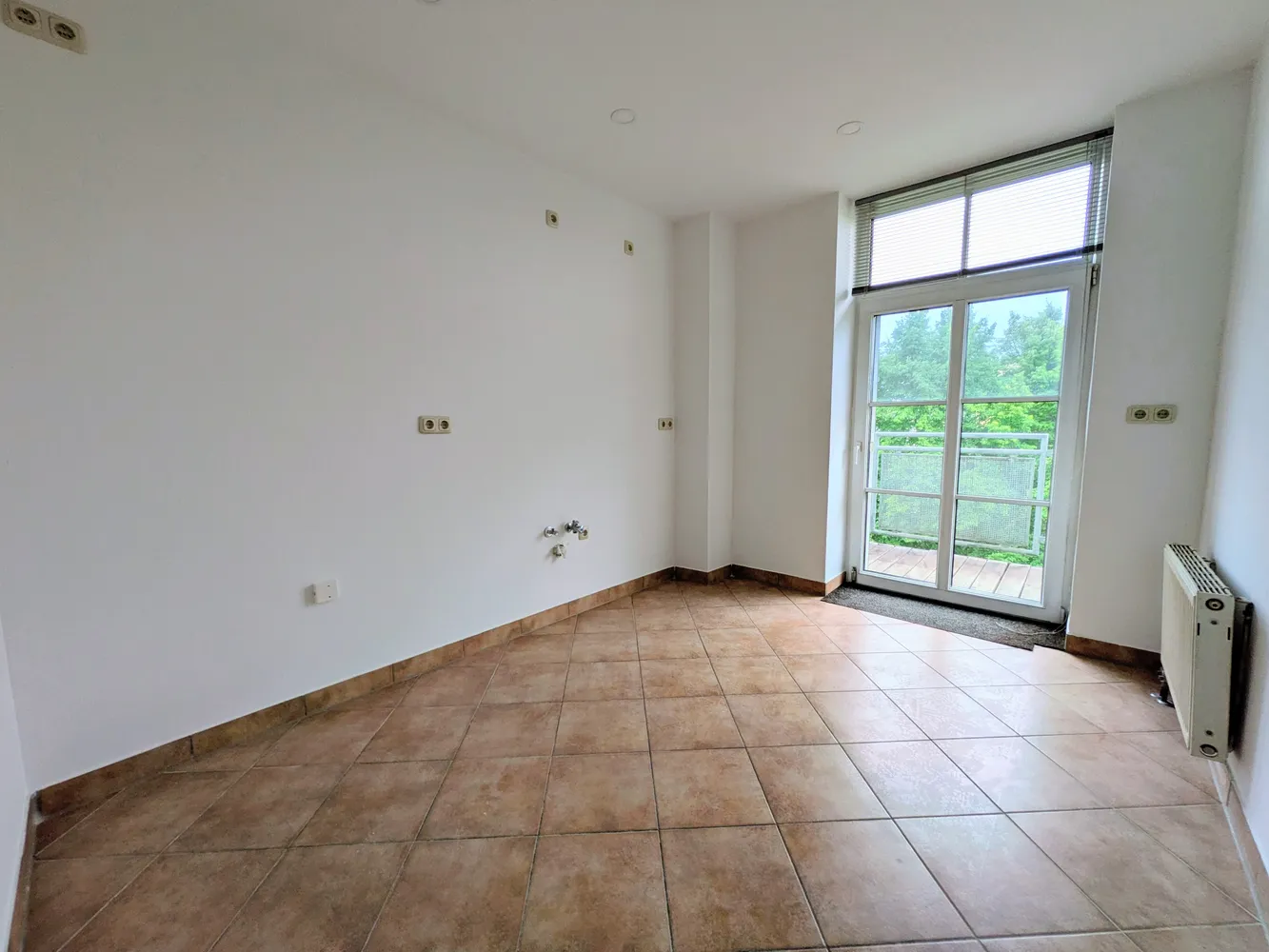 4 Zimmer Wohnung mit 100 m² in Gera – Bild 9