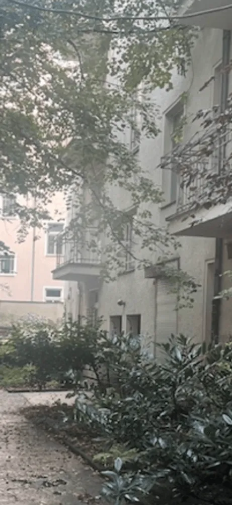22 Zimmer Wohnung mit 780 m² in Berlin – Bild 1