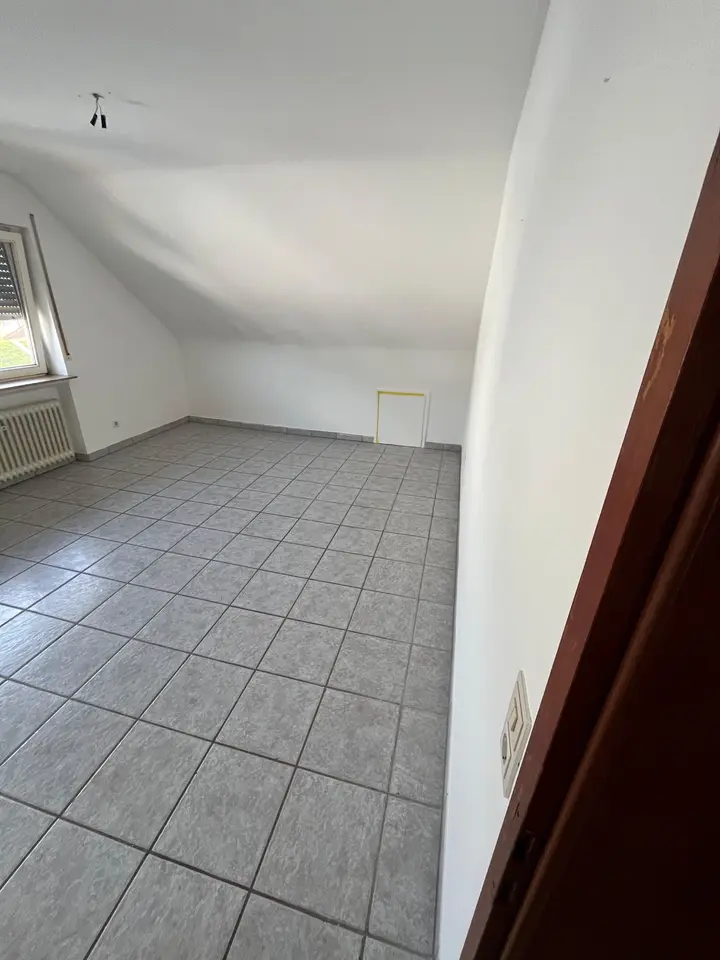 3 Zimmer Wohnung mit 85 m² in Dietzenbach – Bild 2