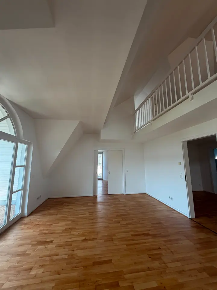 4 Zimmer Wohnung mit 149 m² in Osnabrück – Bild 2