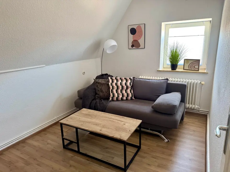 2 Zimmer Wohnung mit 32 m² in Wilhelmshaven – Bild 2