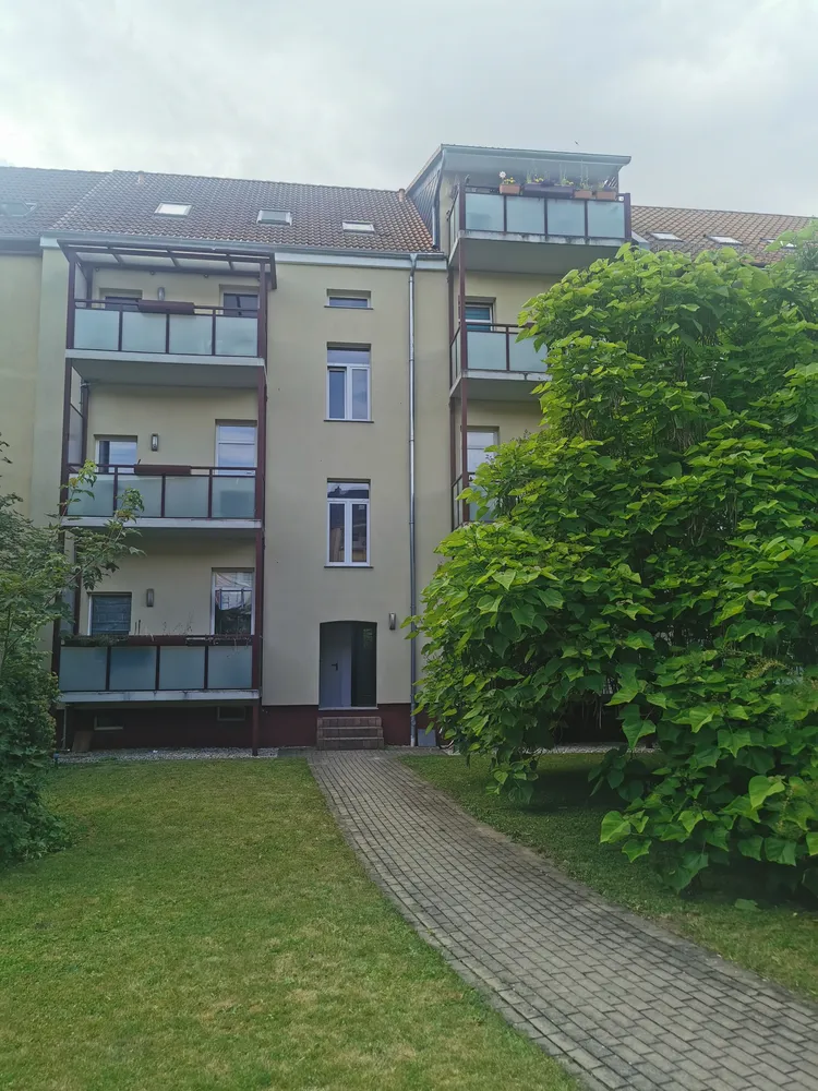 3 Zimmer Wohnung mit 91 m² in Dessau-Roßlau – Bild 1