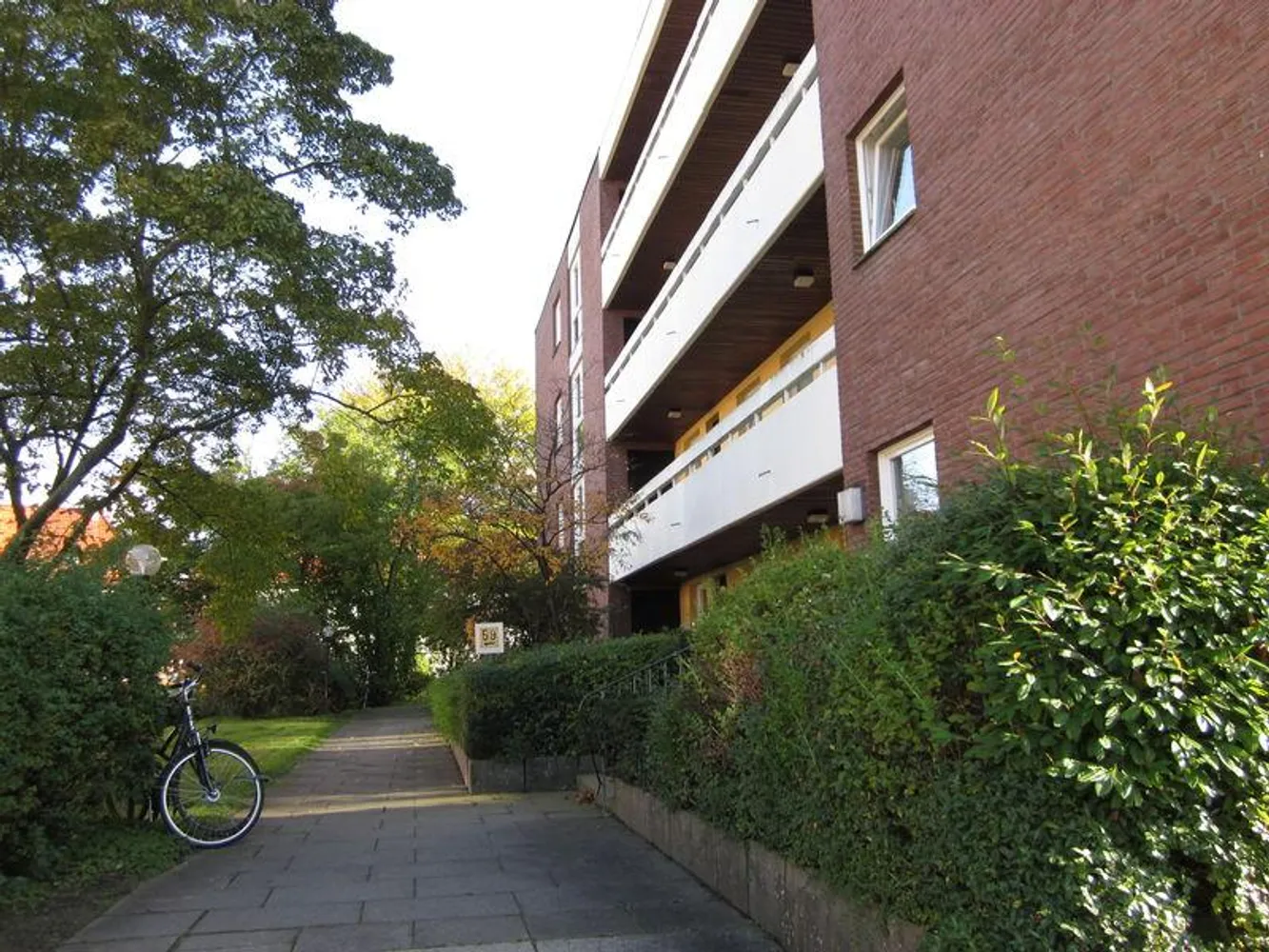 1 Zimmer Wohnung mit 35 m² in Lübeck – Bild 2