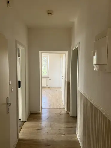 4 Zimmer Wohnung mit 80 m² in Duisburg – Bild 1