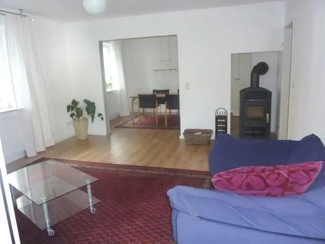 WG-Zimmer mit 80 m² in Stuttgart – Bild 2