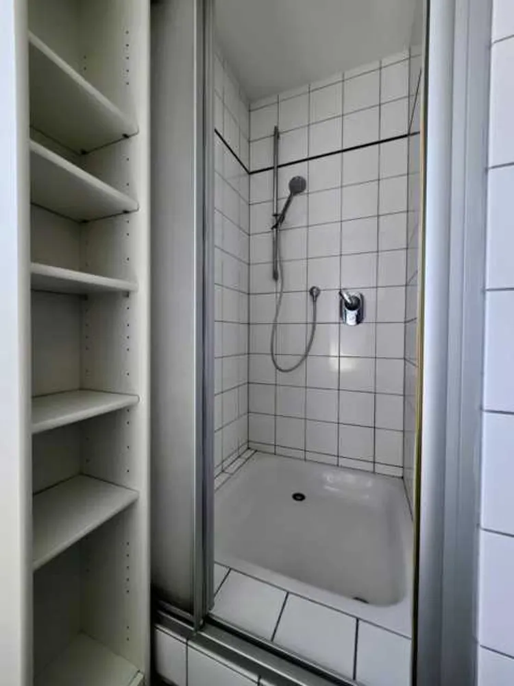 4 Zimmer Wohnung mit 151 m² in Homburg – Bild 4