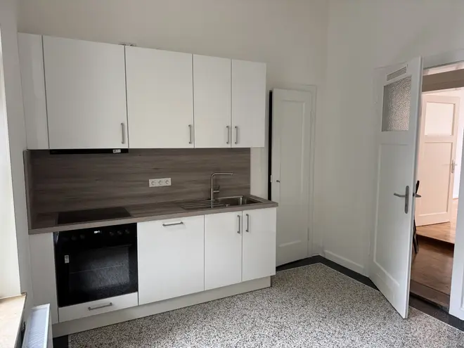 4 Zimmer Wohnung mit 113 m² in Hannover – Bild 1