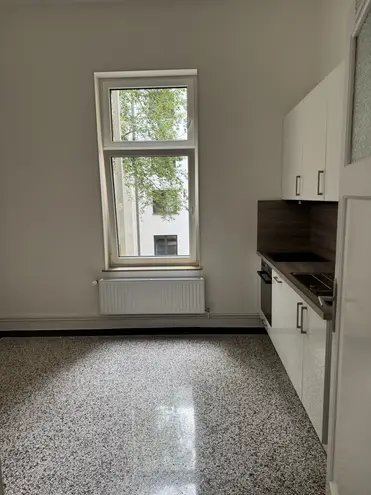 4 Zimmer Wohnung mit 113 m² in Hannover – Bild 2