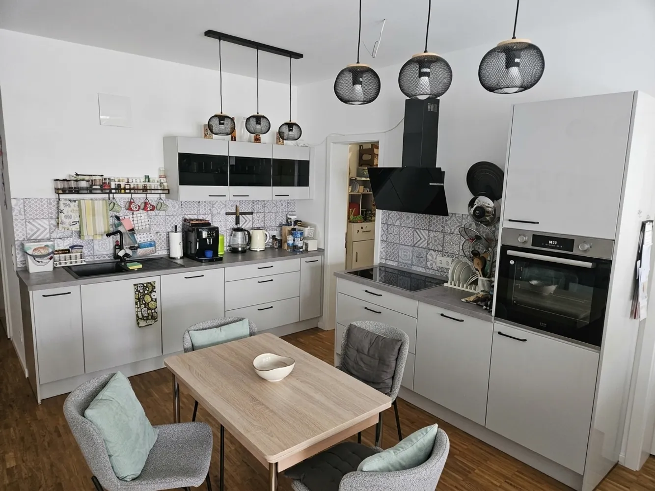 2 Zimmer Wohnung mit 69 m² in Saarbrücken – Bild 1