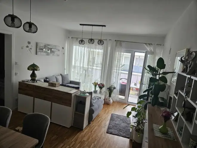 2 Zimmer Wohnung mit 69 m² in Saarbrücken – Bild 2