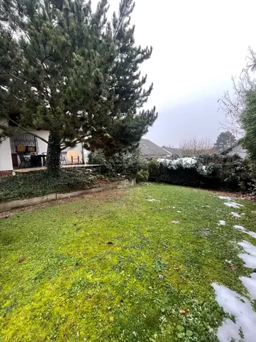 7 Zimmer Haus mit 150 m² in Wiesbaden – Bild 4