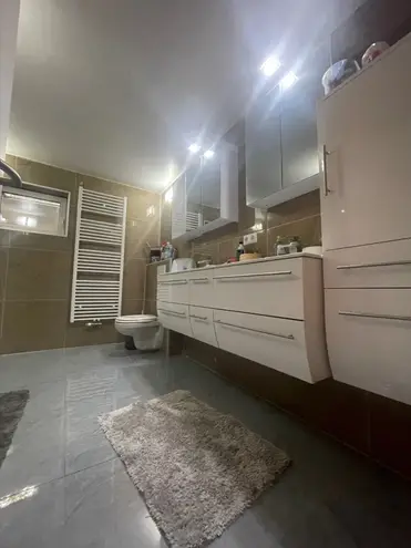 7 Zimmer Haus mit 150 m² in Wiesbaden – Bild 9