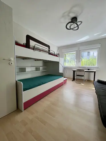 4 Zimmer Wohnung mit 100 m² in Stuttgart – Bild 4