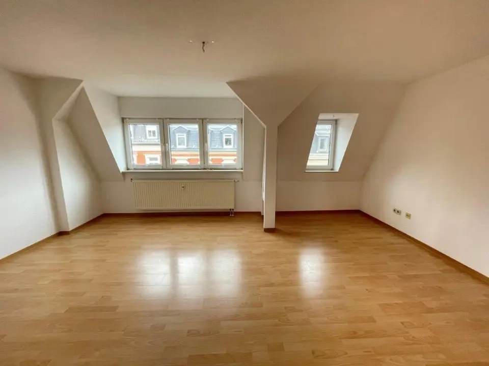 3 Zimmer Wohnung mit 77 m² in Plauen – Bild 1