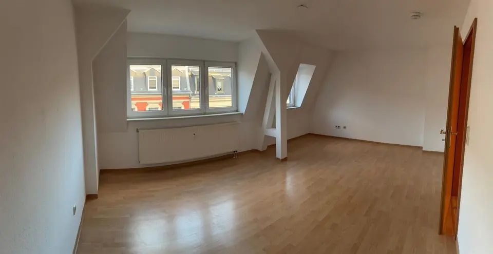 3 Zimmer Wohnung mit 77 m² in Plauen – Bild 2