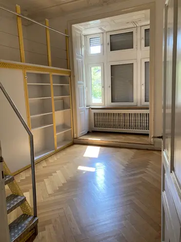7 Zimmer Wohnung mit 246 m² in Karlsruhe – Bild 3