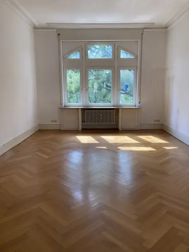 7 Zimmer Wohnung mit 246 m² in Karlsruhe – Bild 4
