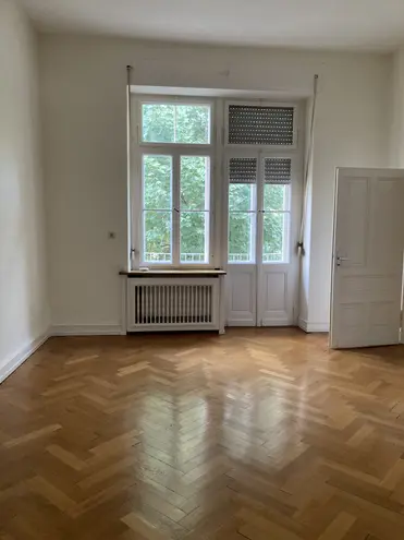 7 Zimmer Wohnung mit 246 m² in Karlsruhe – Bild 8