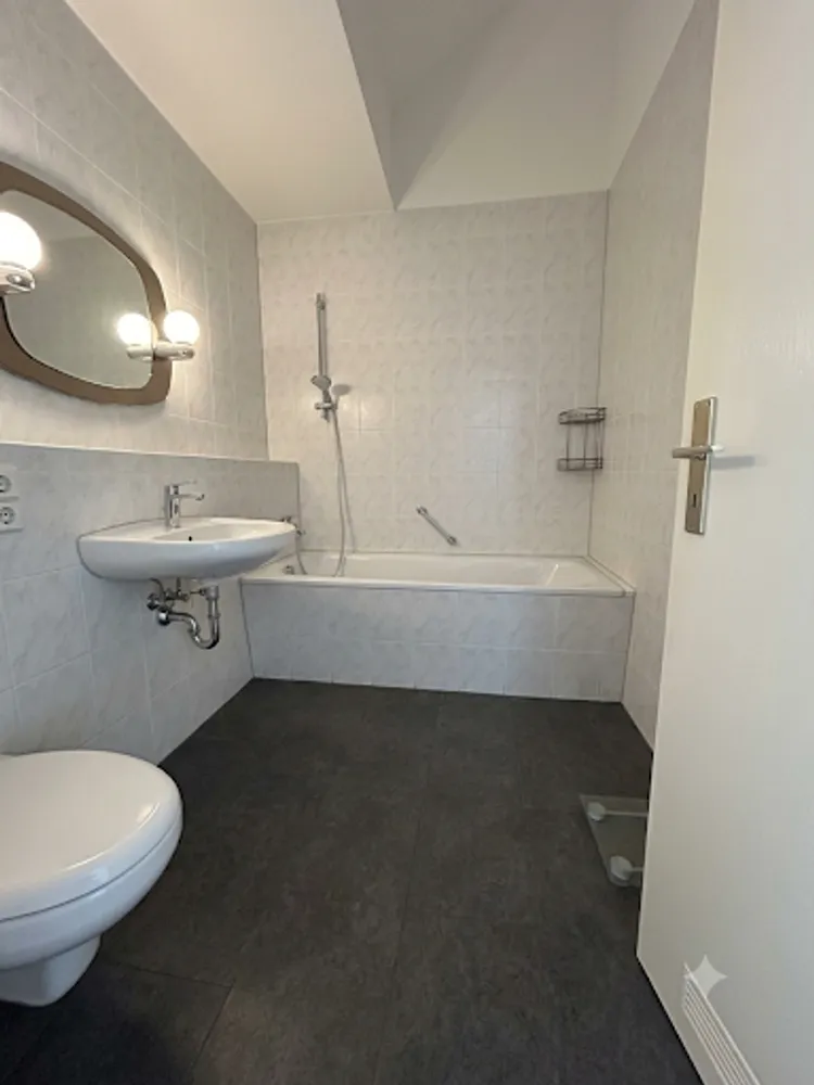 1 Zimmer Wohnung mit 55 m² in Zwickau – Bild 4