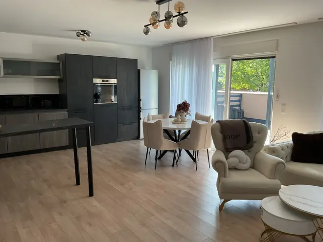 3 Zimmer Wohnung mit 100 m² in Saarbrücken – Bild 1