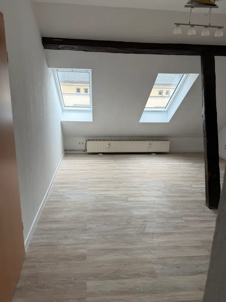 2 Zimmer Wohnung mit 56 m² in Schwerin – Bild 2