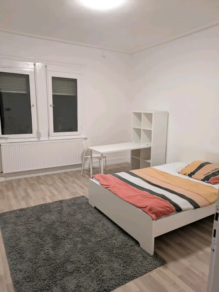 WG-Zimmer mit 33 m² in Stuttgart – Bild 1