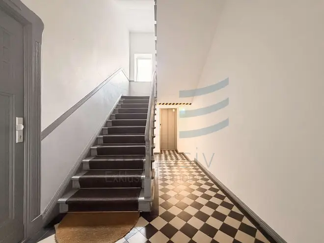 5 Zimmer Wohnung mit 176 m² in Berlin – Bild 2