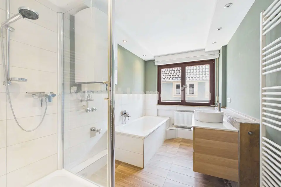 5 Zimmer Haus mit 118 m² in Wiesbaden – Bild 6