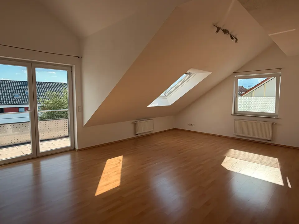 5 Zimmer Wohnung mit 105 m² in Sindelfingen – Bild 2