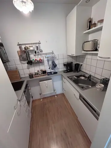 2 Zimmer Wohnung mit 65 m² in Regensburg – Bild 2