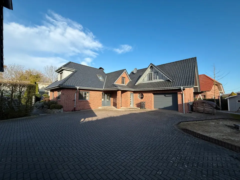 6 Zimmer Haus mit 180 m² in Delmenhorst – Bild 1