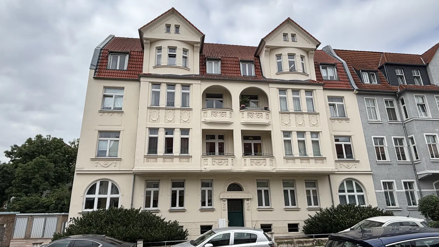4 Zimmer Wohnung mit 102 m² in Magdeburg – Bild 1
