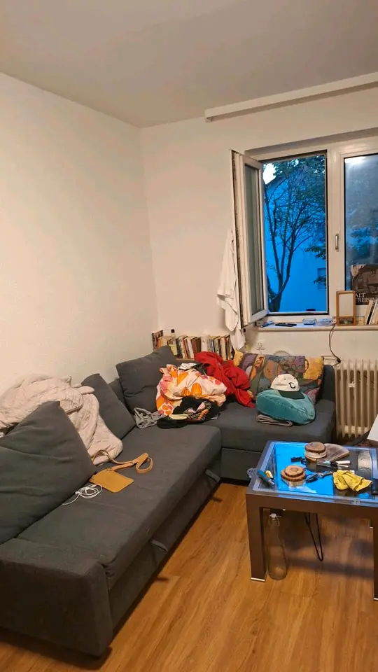 WG-Zimmer mit 30 m² in Frankfurt am Main – Bild 1