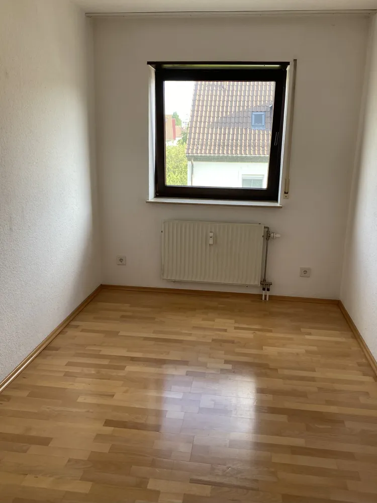 4 Zimmer Wohnung mit 81 m² in Ludwigshafen am Rhein – Bild 1