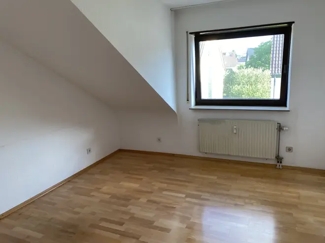 4 Zimmer Wohnung mit 81 m² in Ludwigshafen am Rhein – Bild 2