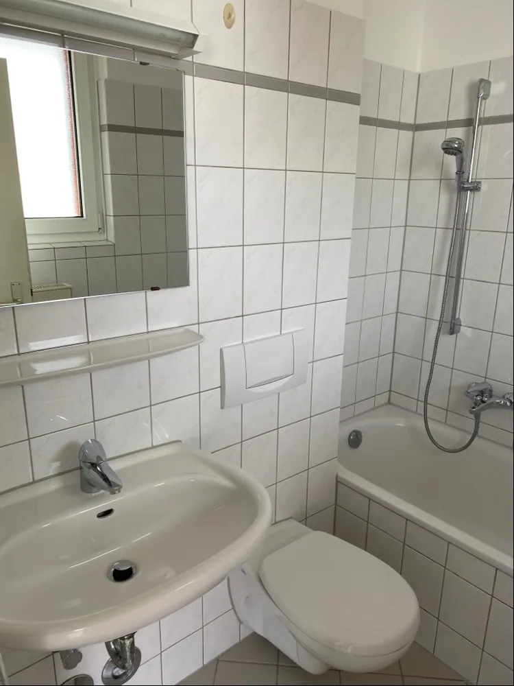 1 Zimmer Wohnung mit 35 m² in Wiesbaden – Bild 2