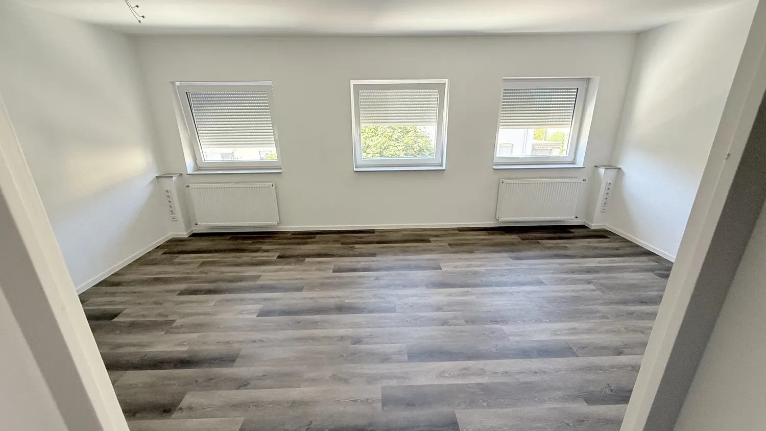 3 Zimmer Wohnung mit 74 m² in Leverkusen – Bild 2