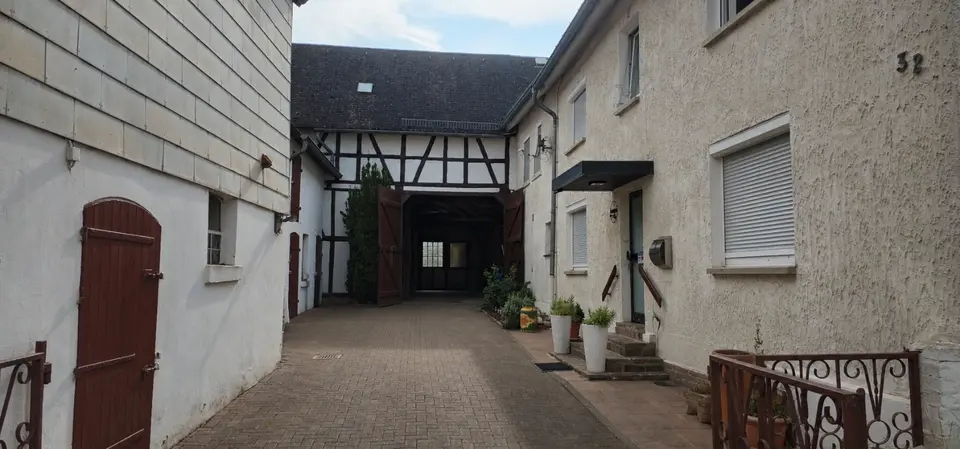 5 Zimmer Haus mit 166 m² in Koblenz – Bild 2