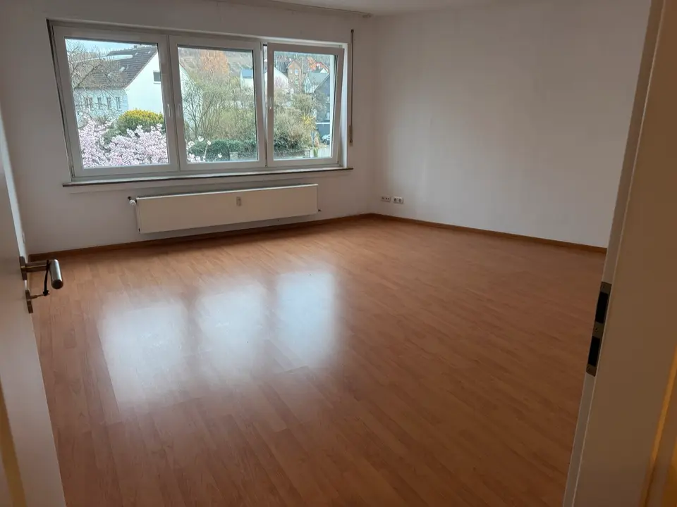 2 Zimmer Wohnung mit 90 m² in Siegen – Bild 1