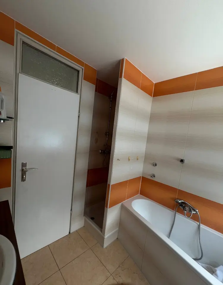 WG-Zimmer mit 120 m² in Stuttgart – Bild 8