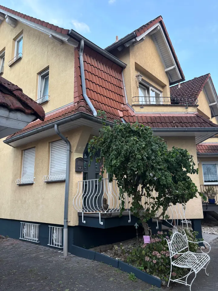 5 Zimmer Wohnung mit 148 m² in Koblenz – Bild 1