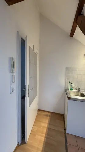 1 Zimmer Wohnung mit 14 m² in Frankfurt am Main – Bild 2