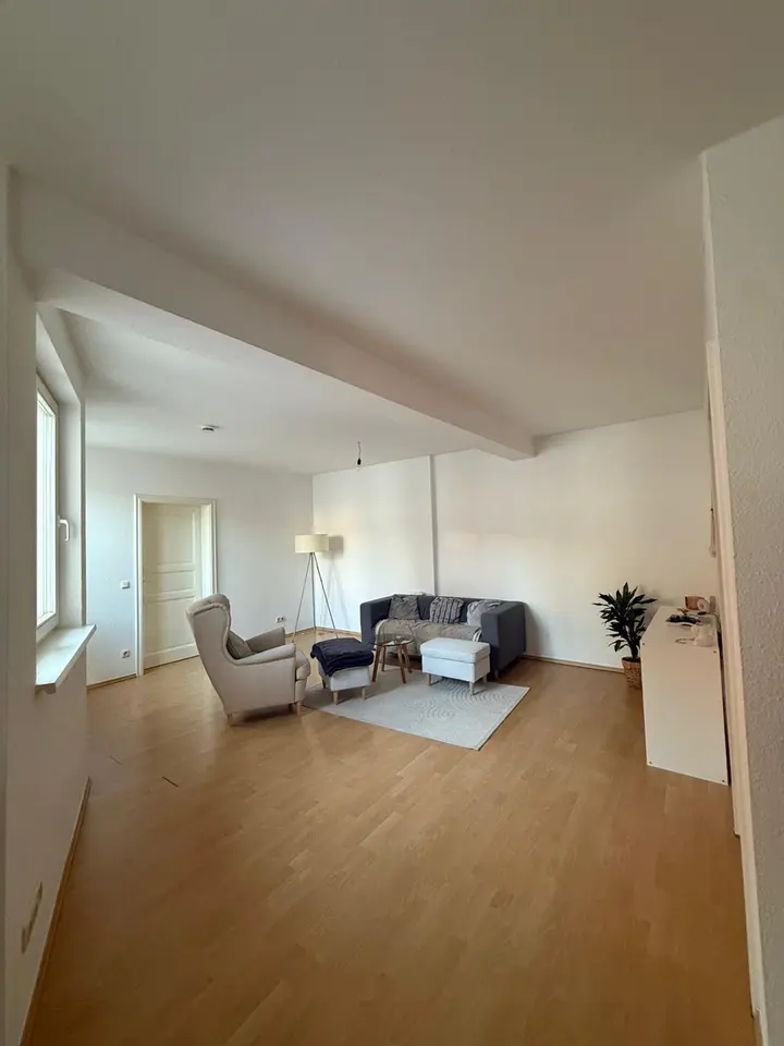 3 Zimmer Wohnung mit 76 m² in Schwerin – Bild 1