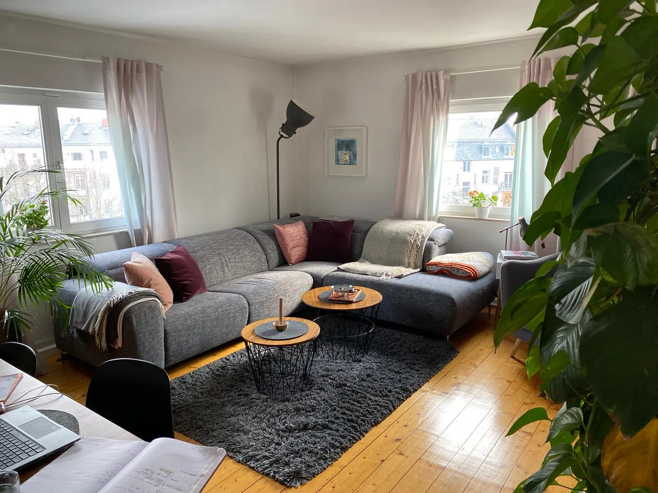 2 Zimmer Wohnung mit 60 m² in Frankfurt am Main – Bild 1