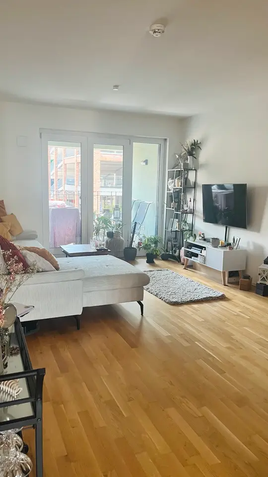 WG-Zimmer mit 86 m² in Frankfurt am Main – Bild 2