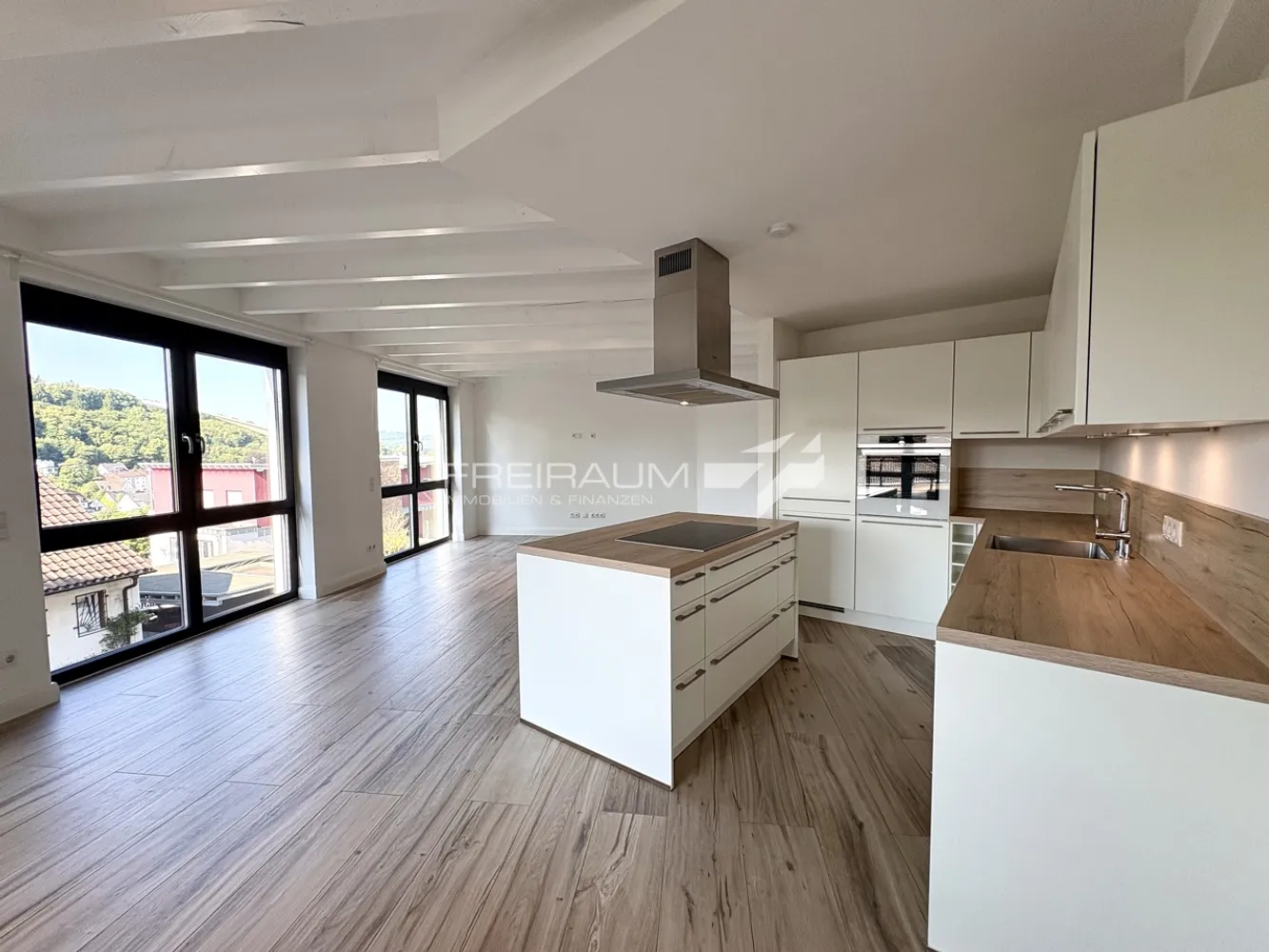 3 Zimmer Wohnung mit 102 m² in Siegen – Bild 1