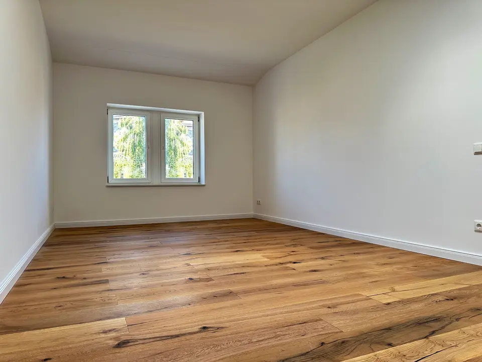 4 Zimmer Wohnung mit 120 m² in Limbach-Oberfrohna – Bild 3
